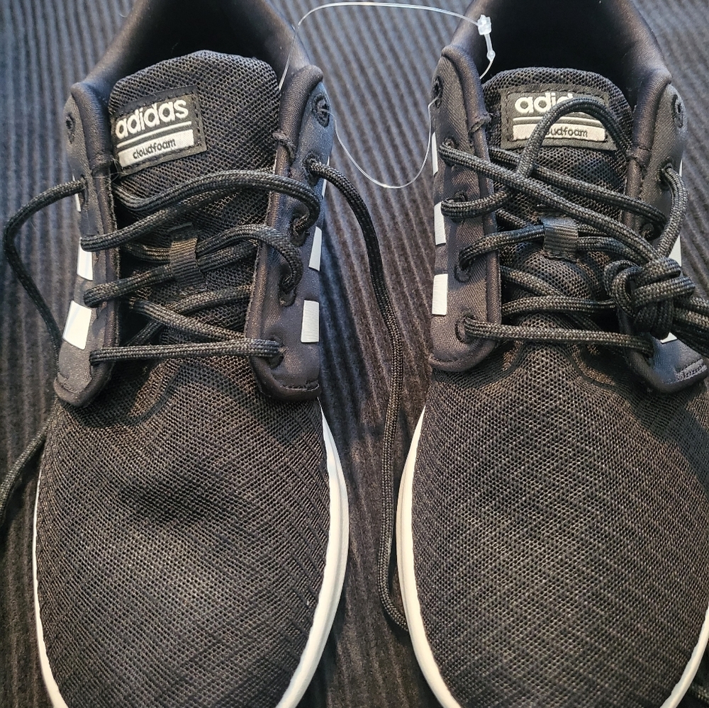 NEW Adidas Women's Cloudfoam Qt Racer Running Shoe